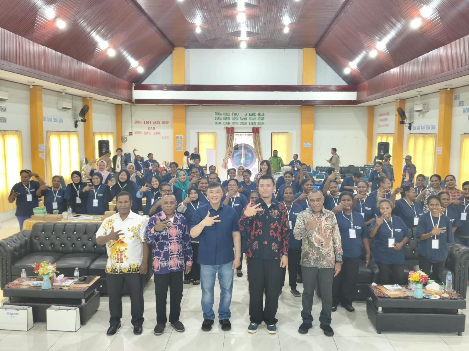 DPR RI dan Kemenparekraf Dorong Desa Kreatif di Sorong Selatan